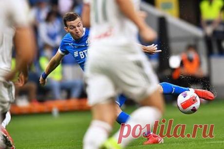 Еще один футболист сборной России пропустит матч отбора к ЧМ из-за травмы. Полузащитник московского «Динамо» Денис Макаров не сможет принять участие в матчах отборочного турнира чемпионата мира-2022 против Словении. Хавбек «Динамо» получил травму, находясь в расположении сборной России, и не поможет национальной команде. Он повредил мышцы голени.