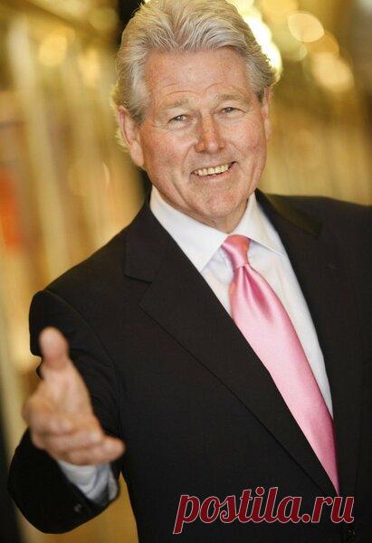 Возвращение в Эдем. Как выглядит сегодня пластический хирург Дэн Маршалл | Поющая в терновнике | Яндекс Дзен