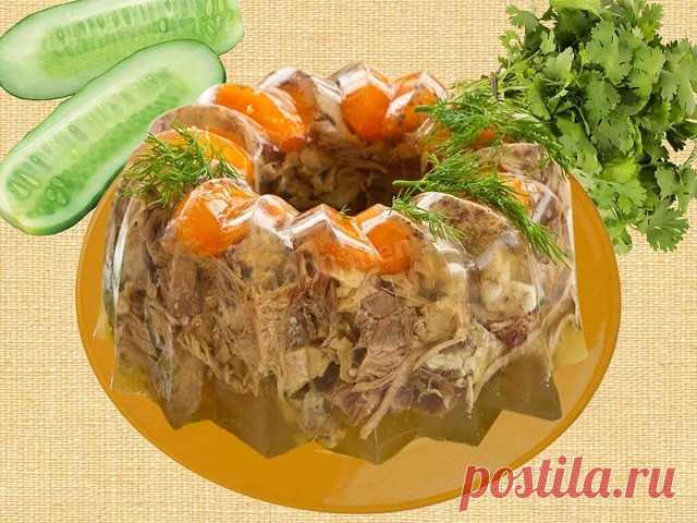 Холодец из курицы
 
Ингредиенты:
Курица – 1 штука весом 2 килограмма
Голень куриная – 0,5 килограмм
Лук репчатый – 1 – 2 штуки
Морковь – 2 штуки
Лист лавра – 2 – 4 штуки
Перец черный горошком – 7 – 8 штук
Перец душистый – 3 – 4 штуки
Чеснок – 1 головка или по вкусу
Для оформления:
Яйцо куриное (сваренное в крутую) – 4 – 5 штук
Кинза – 3 – 4 ветки

Приготовление:
1: подготавливаем курицу и куриные голени
Берем бройлерную курицу и удалям с нее такие внутренности как сердце, ...