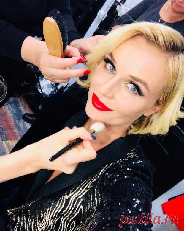 Полина Гагарина заинтриговала выходом новой песни: премьера состоится в день рождения певицы
