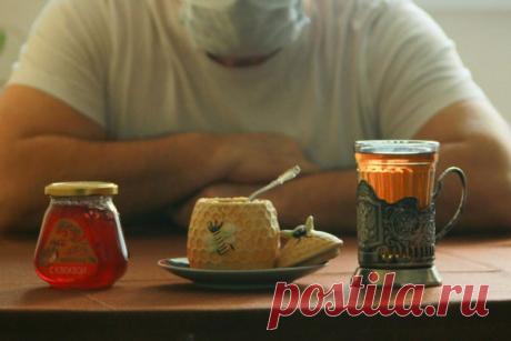 Вкусного по чуть-чуть: сколько меда можно съесть в день? 3-5 ЛОЖЕК В ДЕНЬ-В сезон простуд многие советуют пить чай с медом. Действительно ли этот продукт так полезен и есть ли какие-то ограничения по количеству употребляемого лакомства?По словам специалиста, четкой дозировки нет. Рекомендации индивидуальны и зависят от пищевых привычек человека и его анамнеза....