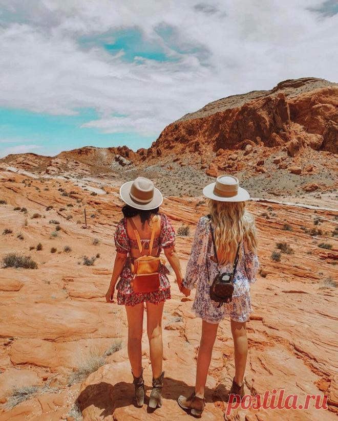 10 фраз, которые говорят о том, что в Вашей дружбе пора ставить точку
Бывают моменты, когда мы вдруг поникаем, что друг оказался вдруг и не друг, и не враг… Что наши успехи-повод для грусти, а неудачи наоборот-радость. А когда-то мы думали что эта дружба навечно. Давайте рассмотрим основные фразы, которые сигнализируют о том, что такой дружбой не стоит дорожить. Ты единственная, кто меня понимает Вас должно насторожить если подруга […]
Читай дальше на сайте. Жми подробнее ➡