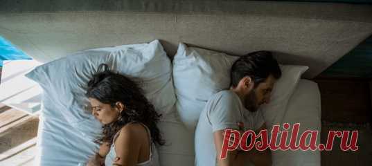 Партнеры изменяют друг другу по разным причинам: одни ищут новых впечатлений, другие просто неспособны к серьезным отношениям. Что их подталкивают к неверности? И какие перспективы на будущее есть у таких пар? #измена #ревность #психологияотношений #мужчинаиженщина