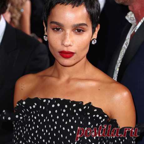 Photo shared by British Vogue on January 05, 2020 tagging @ysl, @goldenglobes, and @zoeisabellakravitz.