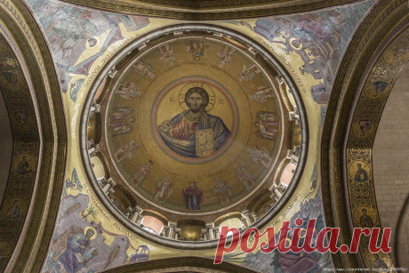 Купол церкви Вокресения Господня.