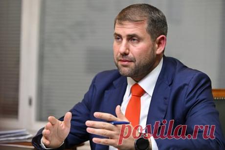 В молдавской оппозиции назвали возможный исход инцидента с обломками дрона. Инцидент с обломками дрона, найденными на юге Молдавии у границы с Украиной, могут замять. Такой возможный исход назвал председатель оппозиционной молдавской партии «Шор» Илан Шор. При этом политик отметил, что Молдавию «пытаются впутать в большие геополитические игры».