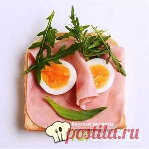 Бутерброд с ветчиной и яйцом