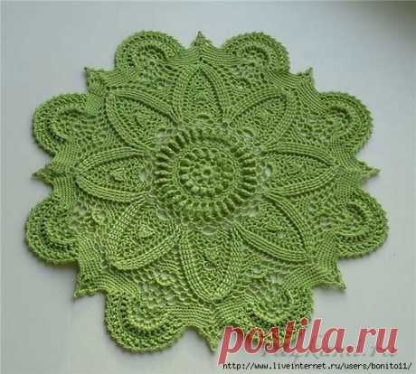 ЗЕЛЕНАЯ САЛФЕТКА DOILY...ОПИСАНИЕ НА РУССКОМ ЯЗЫКЕ...