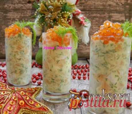 Веррины из слабосоленого лосося #веррин #кулинария #праздник #красиво #новыйгод #рецепты Закуски из рыбки очень распространены в Европе, для Франции свойственна подача закусок в маленьких стаканчиках-веррины.Очень вкусная и нарядная закуска из слабосоленой рыбки. Украсит любой праздничный стол. И готовится очень быстро, что немаловажно в предпраздничной суете. Лосось (слабосоленый) — 150 г; Сметана — 100 г; Укроп — 1 пуч.; Икра (для украшения) ;