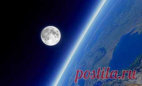 Создатель видео посадки на луну Стенли Кубрик: Мы никогда не летали на Луну. Американский обман стоимостью в 30 миллиард :: форум общения родителей: forumroditeley.ru