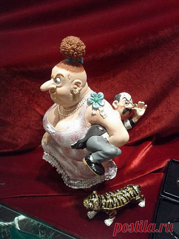 - Моня, принеси мине зубы. Там , в стакане...
- Зачем они тебе ночью?
- Моня, я хочу быть страстной! Я хочу КУСАТЬСЯ! ))Интересные новости