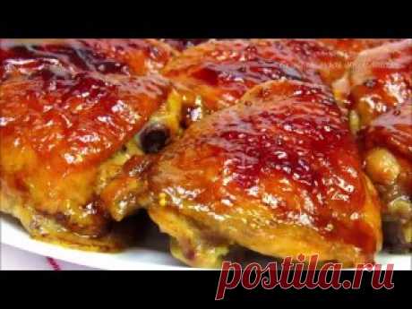 Самые ВКУСНЫЕ Куриные Бедра В Духовке. Весь секрет в соусе! РЕЦЕПТ Как приготовить куриные бедра Вкусные куриные бедра в духовке по этому рецепту получаются просто обалденные! Очень ароматные, румяные, нежные и необычайно вкусные. Особенно соус к ним – настоящее объедение! Обязательно попробуйте так приготовить сочные куриные бедрышки в духовке – это, пожалуй, самый лучший рецепт, который я..