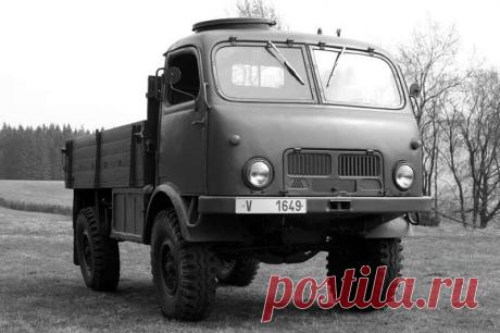 Tatra T805