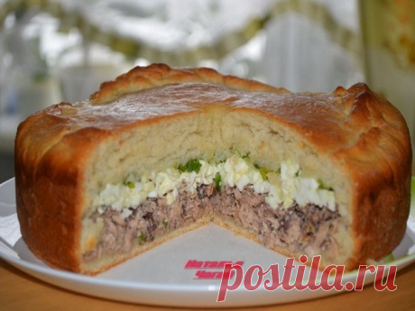 Пирог с рыбой, яйцом и зеленым луком от Натальи Чагай 


Рецепт дня!









Ингредиенты:
Для теста:Мука — 3 стакана1 стак теплого кефира0,5 ст раст масла теплого1 ч л соли1 ст л сахара2 ч л сухих дрожжей
Начинка:2 банки тунца в собств соку (или любую д…