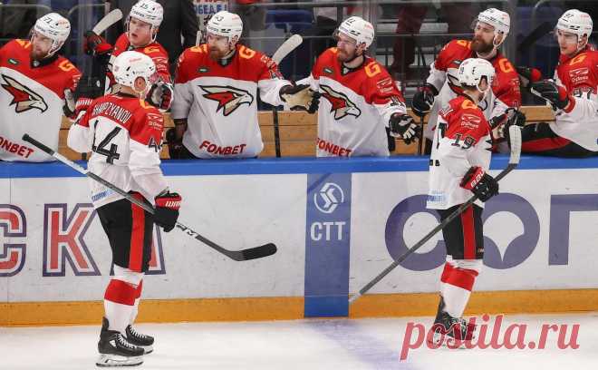 СКА и «Авангард» забросили друг другу 14 шайб в матче КХЛ. Омский клуб победил со счетом 9:5. Рид Буше сделал хет-трик и стал третьим игроком в истории КХЛ, забросившим 40 шайб за один регулярный чемпионат. Ранее это удавалось Сергею Мозякину и Дмитрию Яшкину