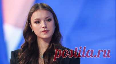 Щербакова показала редкие семейные кадры с сёстрами. Олимпийская чемпионка по фигурному катанию Анна Щербакова показала семейные фото с отдыха. Читать далее