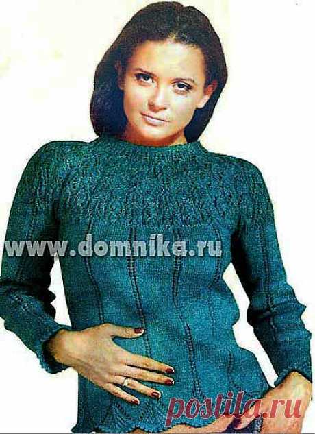Женский свитер с ажурной кокеткой