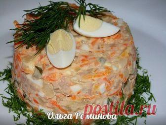 Всеми любимый салат с печенью трески. Когда я его готовлю, праздник в доме наступает автоматически 


Люблю его безумно!









Ингредиенты:
Печень трески — 1 баночкаЯйца — 2 шт (варёные )Морковь — 1 шт (варёная )Картофель — 3 шт (варёный в мундире )Огурцы маринованные или солёные — 2 шт (небольш…
