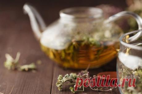 ПОЛЕЗНО ЗНАТЬ!

Задержка воды в жировой ткани часто приводит к целлюлиту, лишнему весу и отекам. При этом обменные процессы замедляются, а эффективность диет резко уменьшается. В такой ситуации поможет дренаж жировой ткани. Это выведение лишней жидкости из организма, вследствие чего, сжигание жира будет проходить более интенсивно.

В домашних условиях помогут дренажные напитки. Действуют они в трех направлениях: тонизируют, дренируют, сжигают жиры.

Рецепт № 1

2 ст.л. изм...