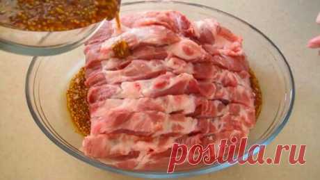 Фарширую и запекаю в духовке свиную шею! Царь - мясо на праздничный стол! | Вкусно & Сытно | Дзен