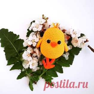 Цыплёнок амигуруми. Схемы и описания для вязания игрушек крючком! Бесплатный мастер-класс от @papook_toys по вязанию цыплёнка крючком. Высота вязаной игрушки примерно 10 см без учёта ножек и около 15 см с ними. Для и…