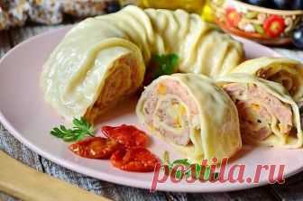 ВКУСНЫЙ ДЕЛИКАТЕС «ХАНУМ»

Ингредиенты:
Мука — 2 стак.
Яйцо — 1 шт.
Вода — 100 г
Растительное масло — 3 ст. л.
Соль — 0,5 ч. л.
Тыква — 250 г
Мясной фарш (свинина, говядина, баранина) — 300 г
Лук — 250 г
Сало — 100 г
Соль — по вкусу
Специи — по вкусу
Сливочное масло — по вкусу

Приготовление:
Подготовьте продукты для теста и начинки.
2. Просейте муку с глубокую тару, сделайте углубление в центре, туда вбейте яйца, добавьте масло, соль и воду.
3. Замесите тесто. Вымешивайте...