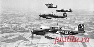 400 встреч с немецкими асами. Военная и мирная работа дважды Героя Ивана Воробьева. "Лихачишь? Воевать — это не значит рисковать всем: и собой, и машиной. Искусство штурмовика, настоящего штурмовика, в том, чтобы громить врага без потерь!" Критику командира Иван Воробьев сначала воспринял с недоумением — по юности и горячности он считал, что врага надо бить любой ценой, был смелым и дерзить в бою действительно любил. Но дорог был каждый летчик, каждая машина, и умение оценивать риски…