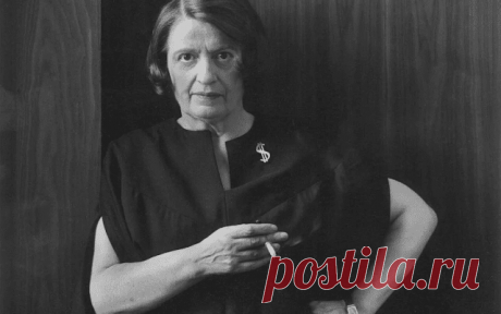 Какие выводы можно сделать о мужчине, взглянув на его женщину: цитаты Айн Рэнд
Весьма интересную мысль высказала писательница, автор книги «Атлант расправил плечи», Айн Рэнд. Она утверждает: мужчину нужно оценивать не по количеству денег, которые он сумел заработать, не по должности и чину, не по гениальным изобретениям, а по женщине, которая находится с ним рядом. Она — его зеркальное отражение, маркер всех его качеств. Она — та цель, […]
Читай пост далее на сайте. Жми ⏫ссылку выше