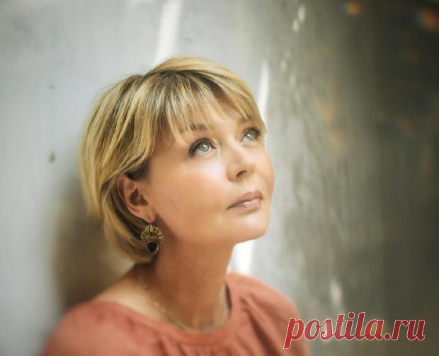 Юлия Меньшова почтила память отца трогательным кадром из его фильма "Любовь и голуби"