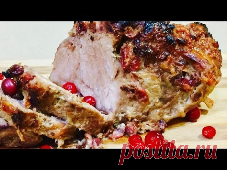 Самое вкусное запеченное мясо с брусникой. Спешите попробовать это блюдо, оно не забываемое!