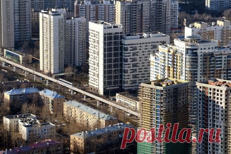 Названы неочевидные способы сэкономить при покупке квартиры. Есть шесть неочевидных способов сэкономить при покупке квартиры, их назвал президент СРО «Региональная ассоциация оценщиков», профессор МГСУ Кирилл Кулаков. Первый вариант — получить скидку от застройщика. В регионах стройкомпании обычно предоставляют скидки весной, чтобы собрать деньги на активное строительство летом.