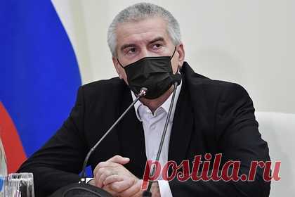 В Крыму назвали новые санкции США опасным помутнением рассудка. Глава Крыма Сергей Аксенов назвал новый проект санкций против России, представленный в Конгрессе США, опасным помутнением рассудка. По его словам, в новом пакете конгрессмены просто «собрали в кучу» все возможные варианты санкций от ограничений для отдельных российских политиков до требований вернуть Крым Украине.