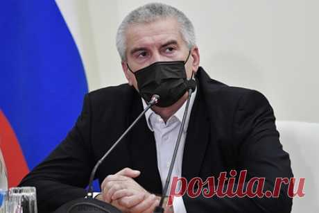 В Крыму назвали новые санкции США опасным помутнением рассудка. Глава Крыма Сергей Аксенов назвал новый проект санкций против России, представленный в Конгрессе США, опасным помутнением рассудка. По его словам, в новом пакете конгрессмены просто «собрали в кучу» все возможные варианты санкций от ограничений для отдельных российских политиков до требований вернуть Крым Украине.