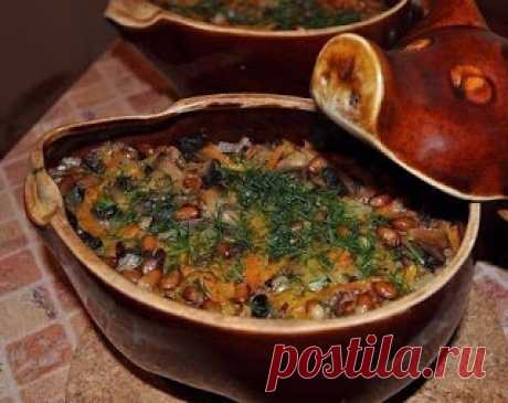 ТОП-9 ВКУСНЕЙШИХ БЛЮД С ГРЕЧКОЙ 


1. Гречка-по купечески 


ИНГРЕДИЕНТЫ: 
300-400 гр. мяса 
1 стакан гречки 
1 луковица 
1 средняя морковь 
1 маленький зубок чеснока 
1 лавровый лист 
соль,молотый перец по вкусу 

ПРИГОТОВЛЕНИЕ: 
М…