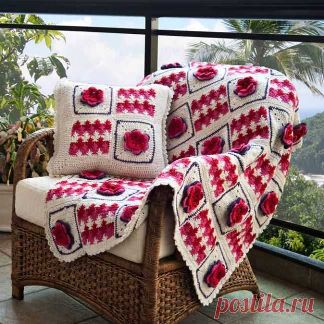 Вязаные крючком плед и подушка из цветочных и волнистых мотивов. Схемы. / knitted-style.blogspot.ru