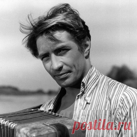 Юрий Каморный, 8 августа, 1944
• 27 ноября 1981