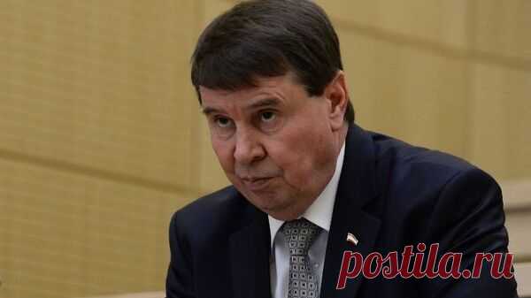 Сенатор заявил, что Запад толкнул русских на Украине к войне с Россией