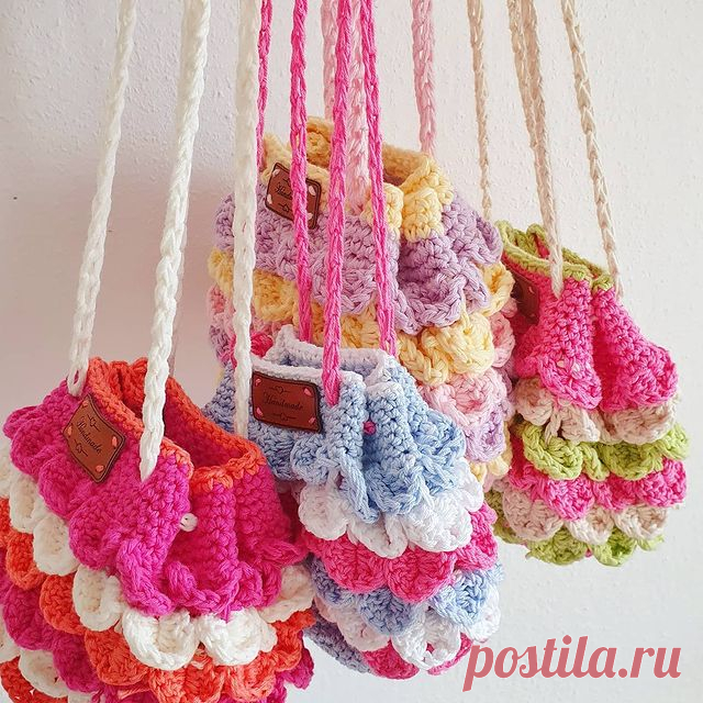 🧜🏻‍♀️ new mermaid bags ❤🧡💛💚💙💜
#new #crochet #bag #mermaid #handmade #crochetlove #crocheting #häkeln #yarn #selfmade #bags #handbag #colour #love #like #picoftheday #summer #style #fashion #diy #follow #love #instagood #bubblegum #ootd #outfit #accesoires #häkelnadel #crochethook #follower #girl

inspired by @knitcroaddict 😍