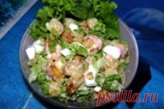 Нежный салатик с креветками и сухариками