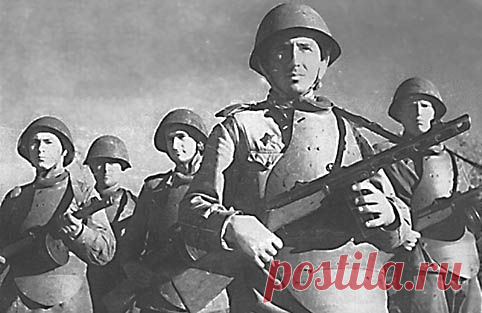 Немецкие историки, говоря о войне с СССР, любят повторять, что русские в военном деле оказались прекрасными учениками и превзошли своих учителей – солдат и офицеров Вермахта. Их препятствия в блицкриге считались непреступными. Но созданные в 1943 году саперно-инженерные штурмовые части РККА взламывали самые сложные германские укрепрайоны.