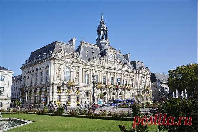 hotel_de_ville_tours_09_18__6_.jpg (660×440)