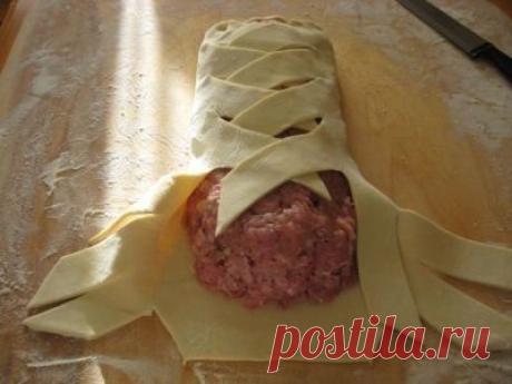 Как приготовить мясной рулет в тесте по-домашнему - рецепт, ингридиенты и фотографии