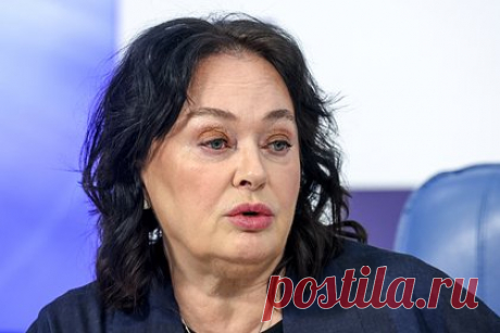 Гузеева ответила на критику своего деревенского происхождения. Российская актриса и телеведущая Лариса Гузеева высказалась о критике по поводу ее деревенского происхождения. Артистка заявила, что пользователи соцсетей порой иронизируют над ней со словами «девушка из деревни уехала, а деревня из девушки — никуда». Она заверила, что не стыдится своих корней.