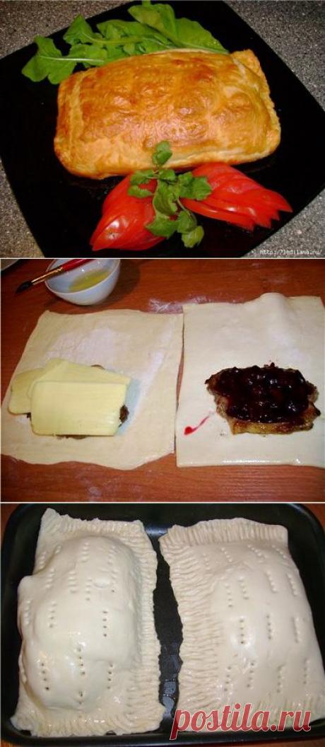 Мясо в слоеном тесте по-русски