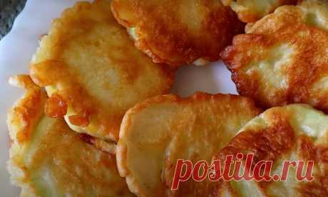 Самый простой рецепт кабачков в кляре. Вкусный перекус или ужин за 15 минут Существует множество рецептов приготовления кабачков в кляре, и каждый из них имеет свой уникальный вкус. Для приготовления кляра можно использовать различные ингредиенты, такие как мука, яйца, молоко или кефир, специи и приправы. Кабачки в кляре можно подавать как самостоятельное блюдо или в качестве гарнира к мясу или рыбе. Они также могут стать отличной закуской или […]