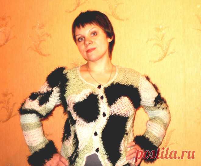Кофта , выполненная техникой фриформ