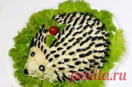 15 рецептов салата с курочкой:
1. Салат "Гнездо глухаря"
2. Салат "Ёжик"
3. Салат "Нежность"
4. Салат "Нежный"
5. Салат "Фантазия" с курицей
6. Салат «Венеция»
7. Салат «Подарок»
8. Салат из свеклы с курицей
9. "Потрясающий" салат или просто "Нет слов!"
10. Салат "Гранатовый браслет"
11. Очень вкусный салат с грибами и куриными ножками
12. Салат «Здоровье» 
13. Салат из курицы
14. Салат «Букет из роз»
15. Салат "Русская красавица"
1. Салат "Гнездо глухаря"

Ингредиенты:
20...