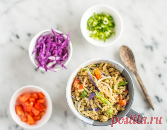 14 вкусных и полезных блюд, которые можно сделать в кружке