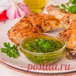 Соус Чимичурри – классический рецепт - Пошаговый рецепт с фото |  Закуски Чимичурри – это аргентинский соус, который идеально подходит к жареному на гриле мясу или овощам. Классический чимичирри готовится на основе петрушки,