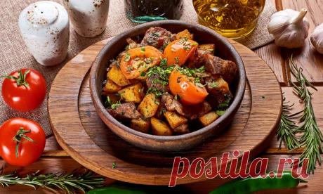 ГРУЗИЯ: Оджахури со свининой, рецепт с помидорами и картофелем. Это блюдо похоже на рагу с мясом или на тушеную картошку с мясом, в зависимости от того, как крупно будут нарезаться компоненты. Но в любом случае, получается...
